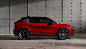Zamiast Alfy Romeo Milano będzie Alfa Romeo Junior. Skąd taka zmiana?