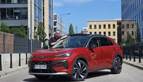 Volkswagen T-Roc i ja