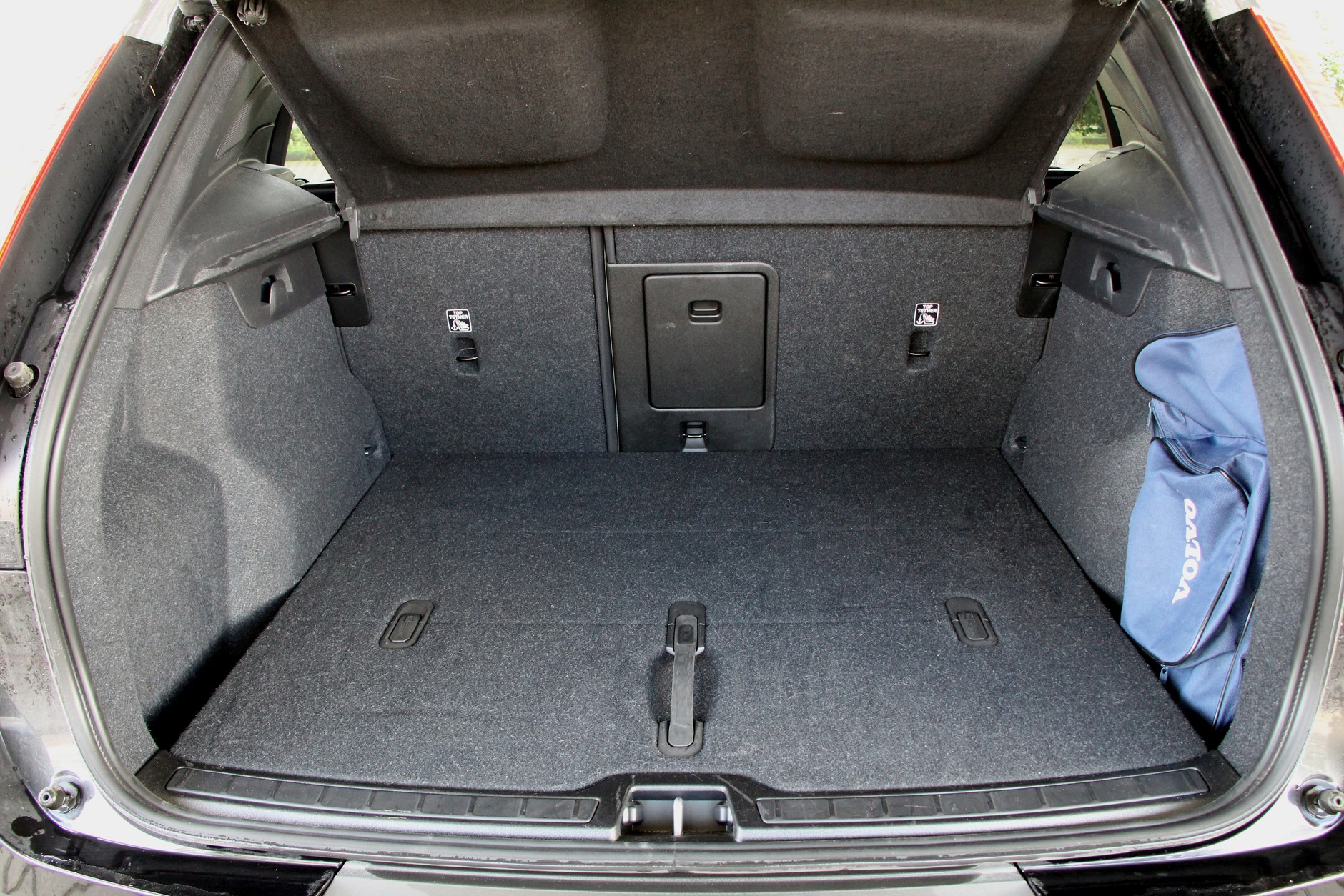 Volvo XC40 B3 Plus Dark