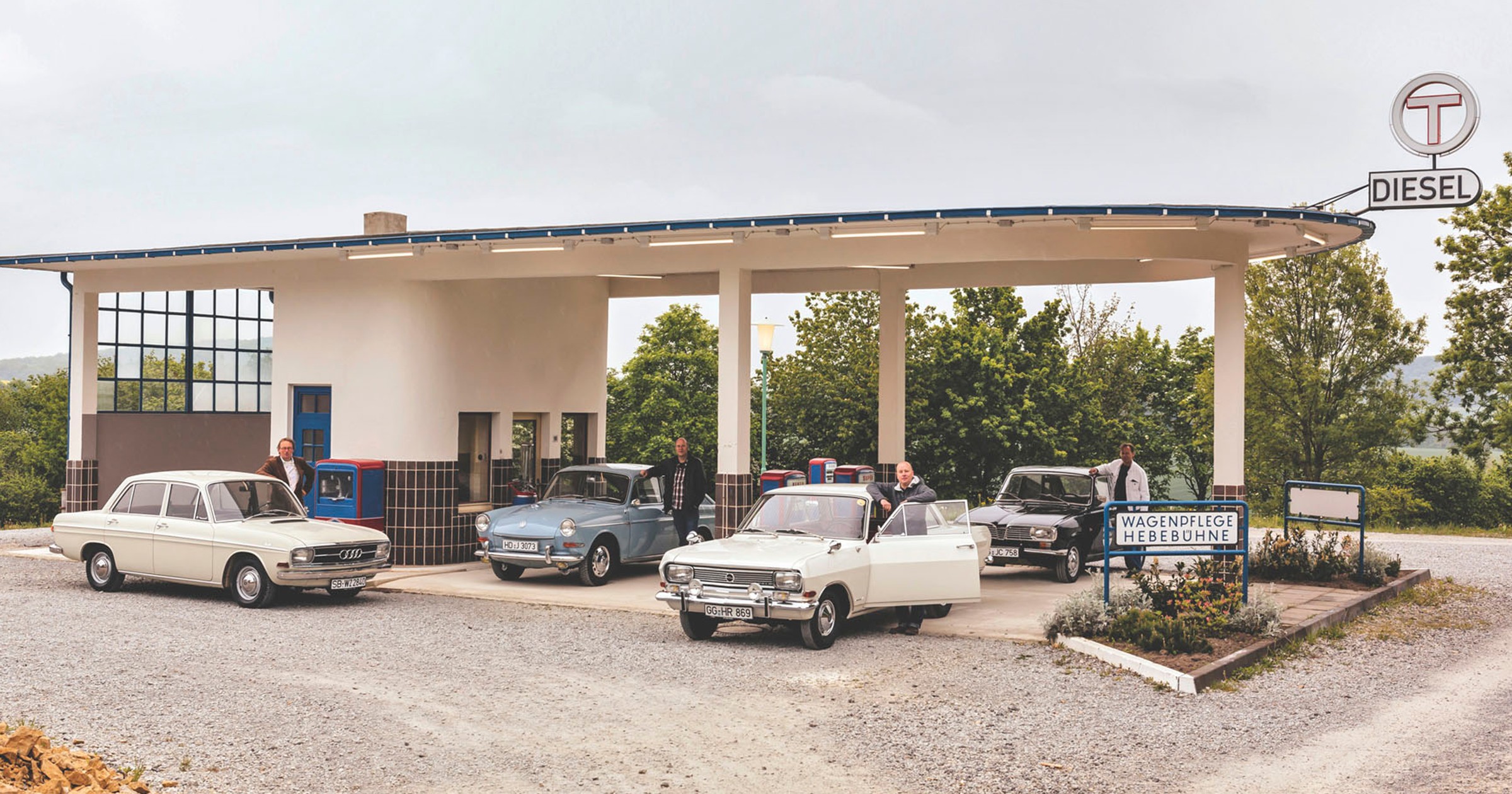 Porównanie aut klasy średniej z lat 60. - Volkswagen, Audi, Opel czy Renault?