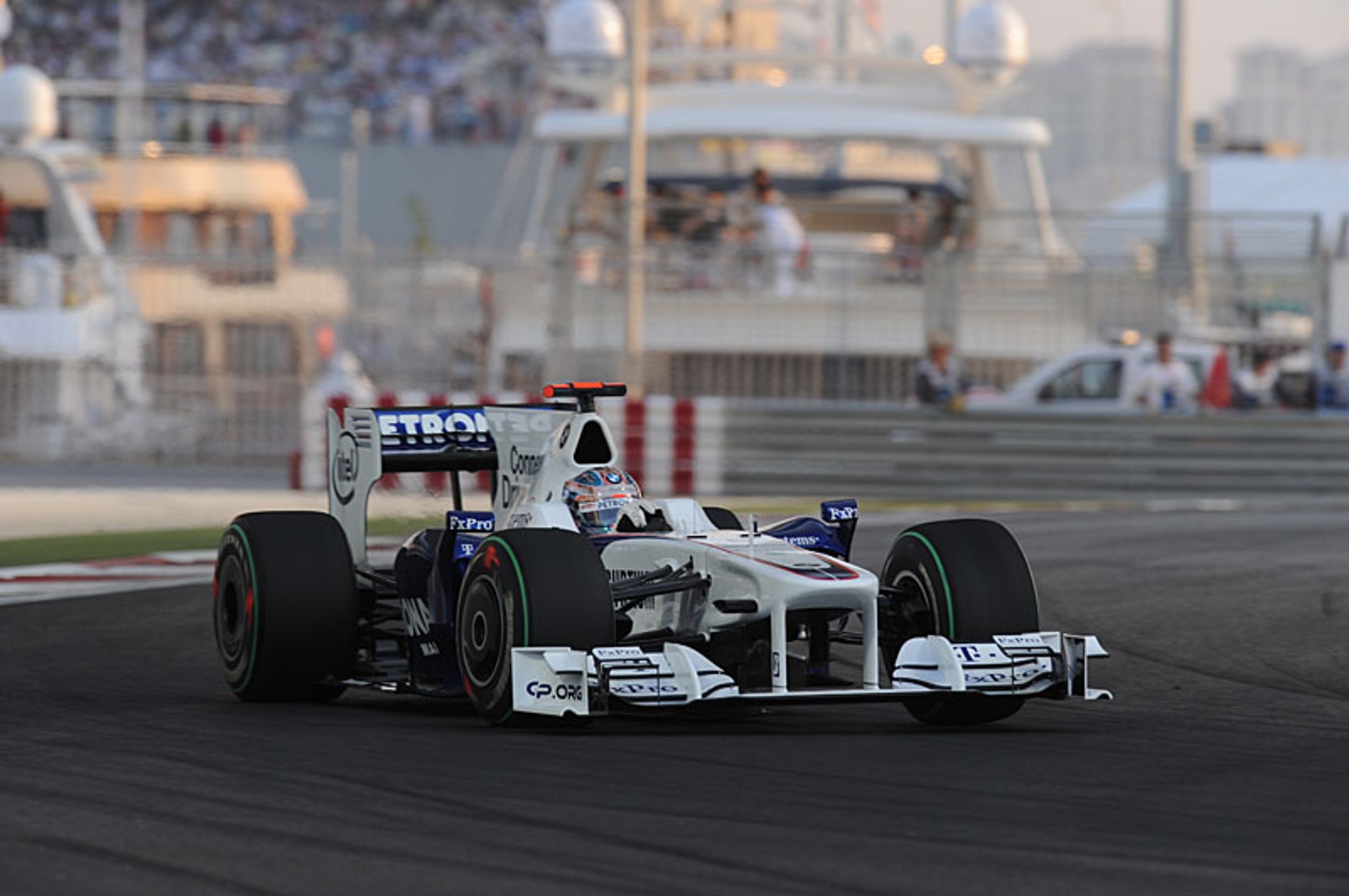 Grand Prix Abu Zabi 2009: czas pożegnań i rozstań (fotogaleria)