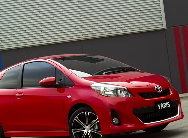 Toyota Yaris na ostrrrrro!