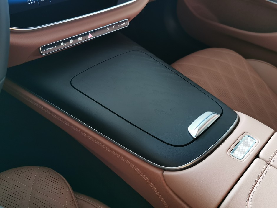 Mercedes E 300e