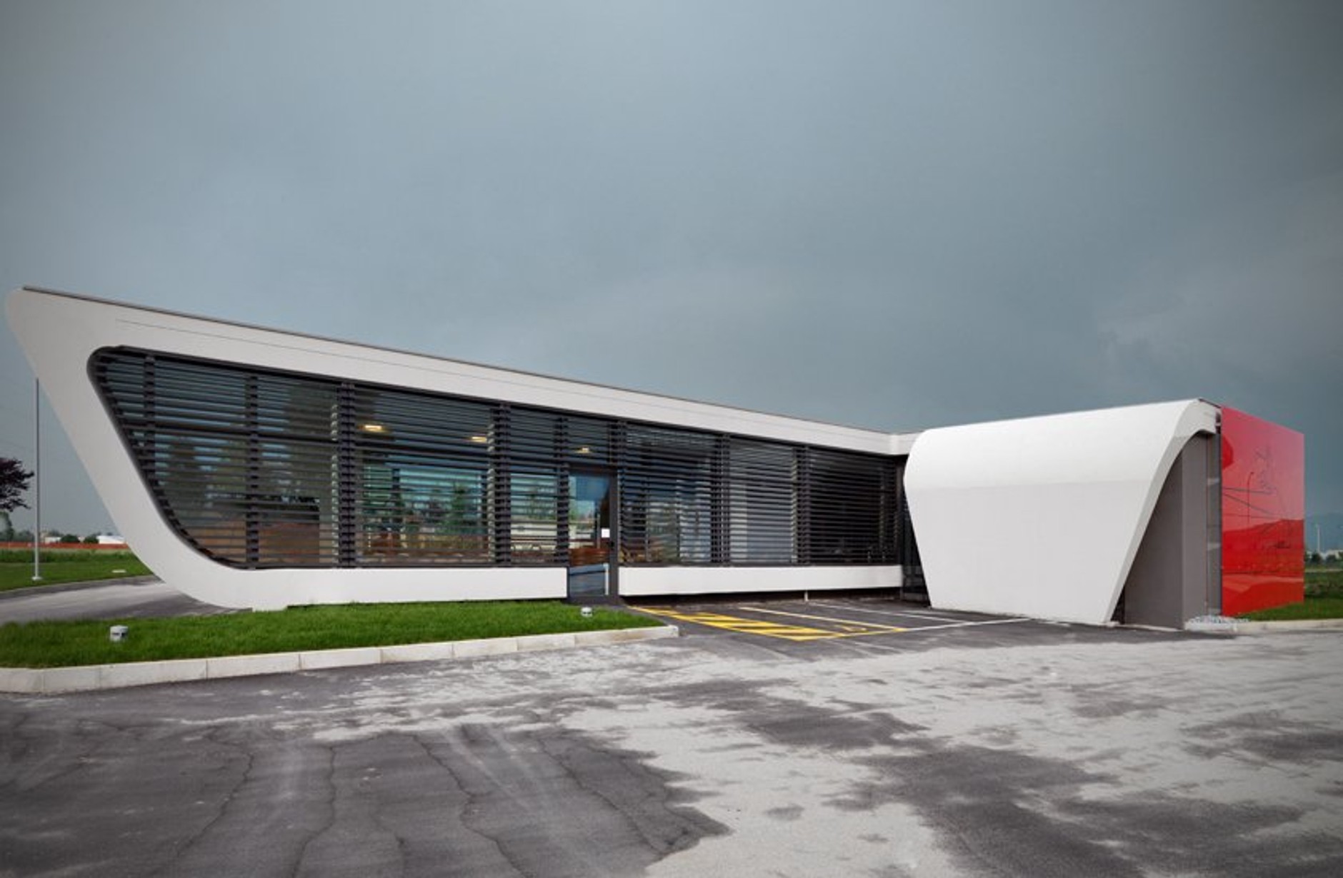 Stacja inna niż wszystkie