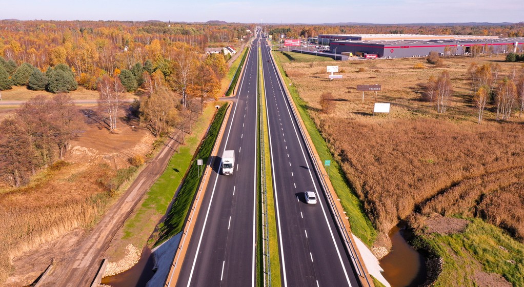 DK91 pomiędzy Nową Wsią a Zawadą, czyli fragment dawnej gierkówki, już po przebudowie