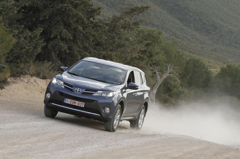 Nowa Toyota RAV4: SUV zrobiony według sprawdzonego przepisu