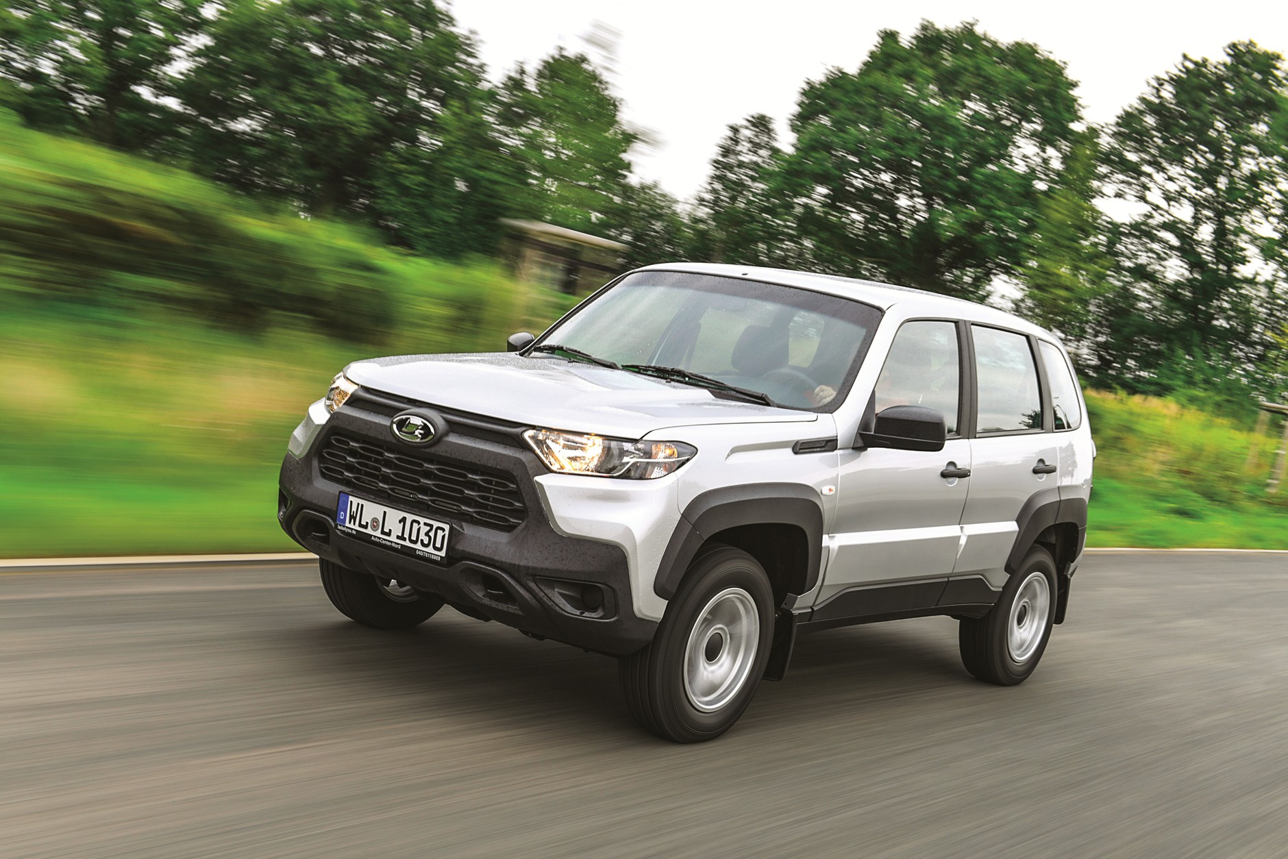 Łada Niva Travel 2021 I generacja