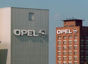 Czy GM sprzeda Opla?
