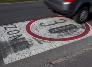 Europejskie miasta chcą ograniczenia prędkości do 30 km/h. Pomysł popierają eksperci