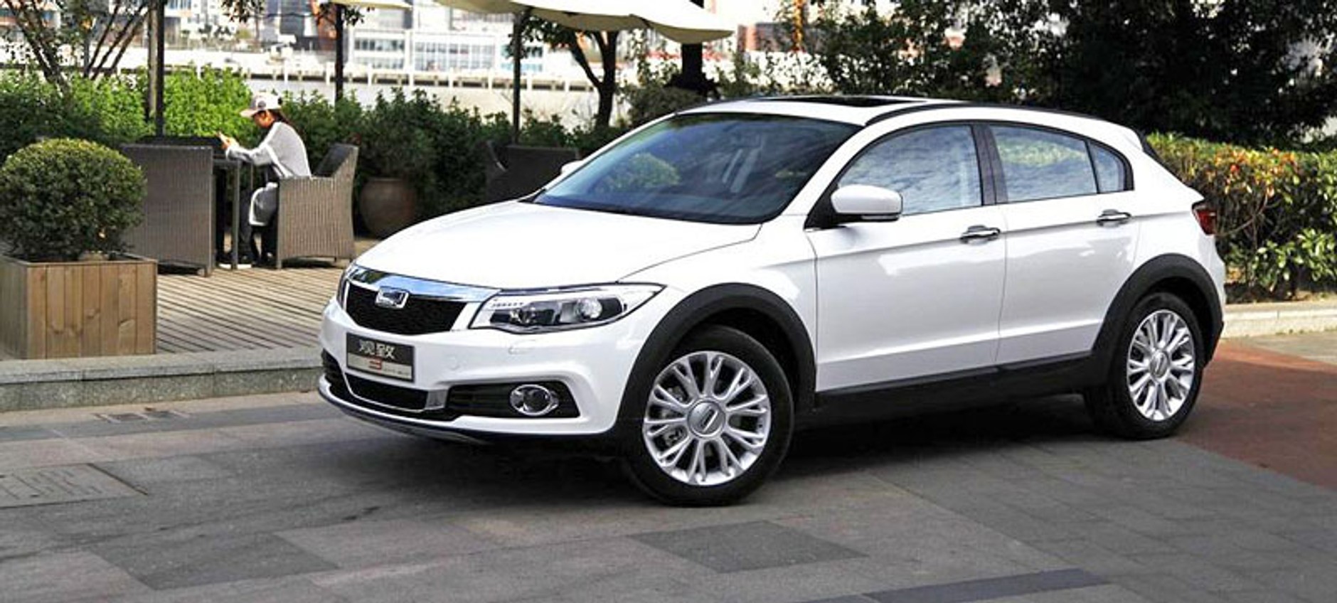 Qoros 3 City SUV – chińska premiera