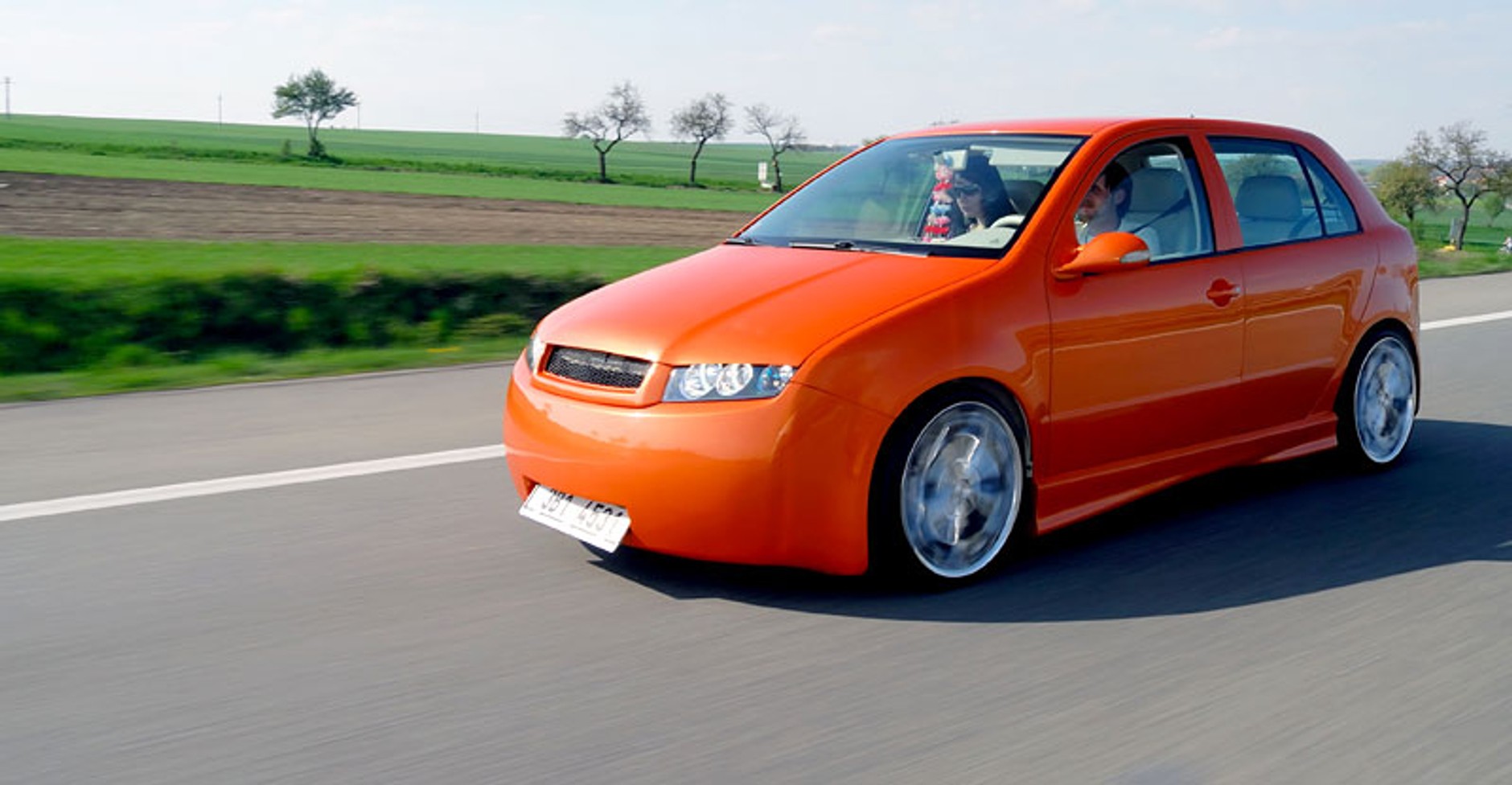 Garaż tunera: Škoda Fabia 1.4 16V – lisek pustynny