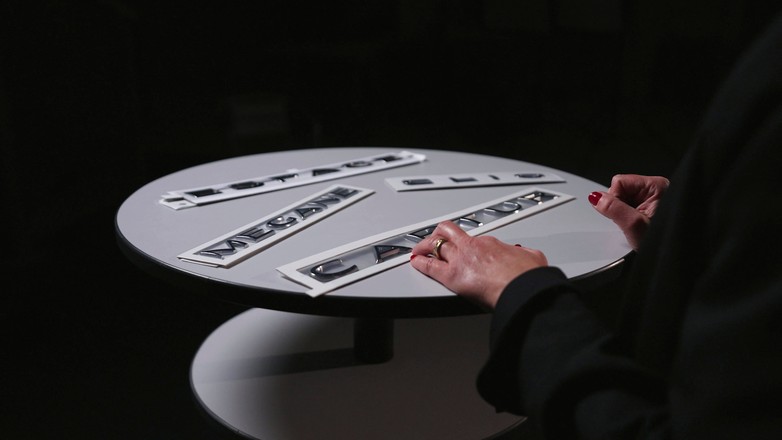 Nazwy samochodów Renault