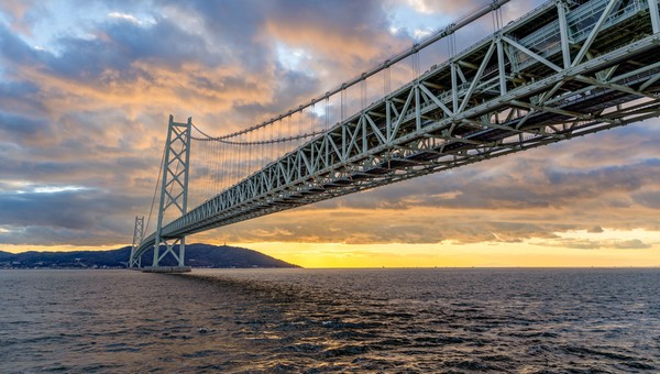 Most Akashi Kaikyo (Japonia)