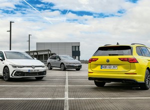 Sprzedaż nowych aut w Europie - coraz więcej chętnych na zelektryfikowane modele