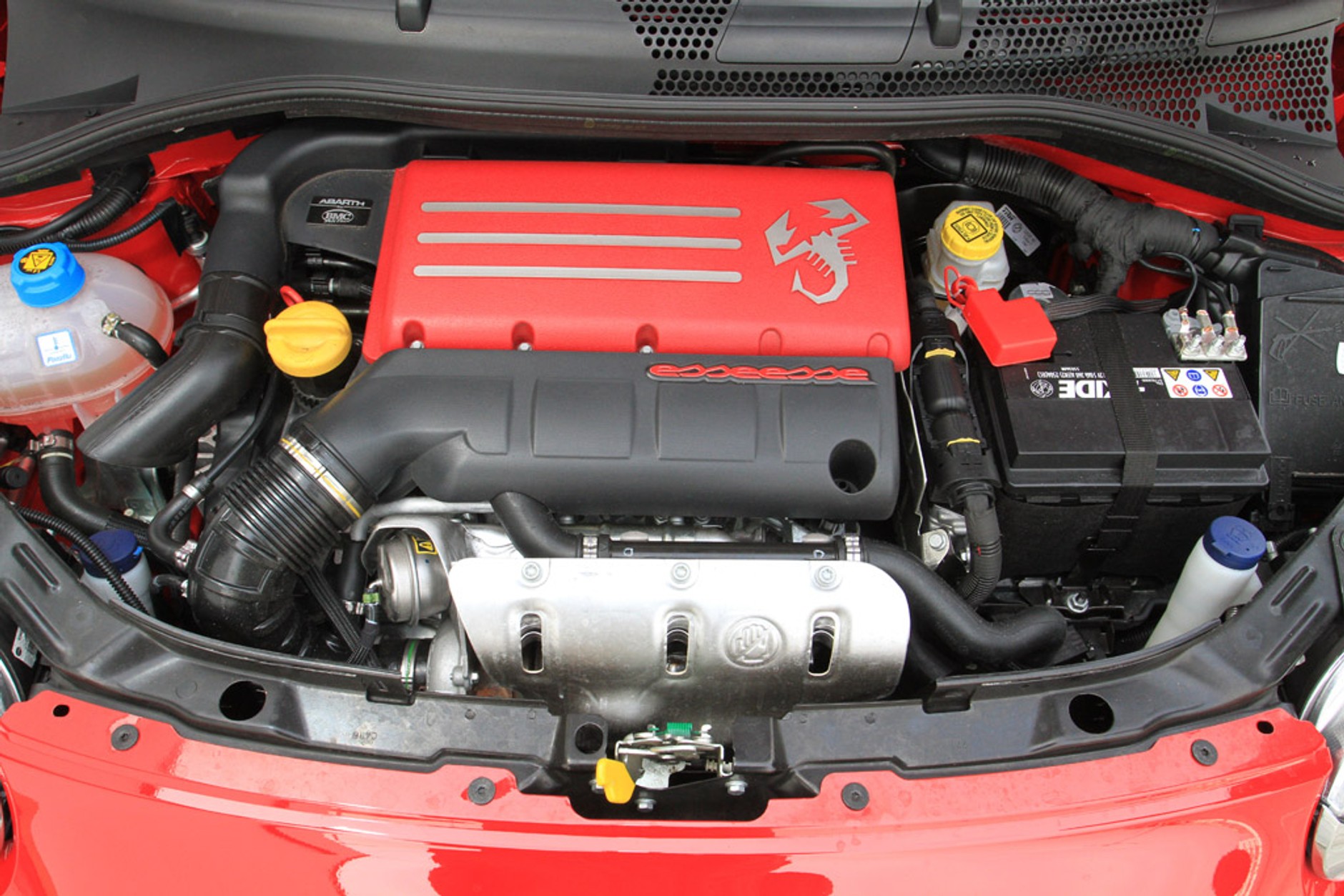 Abarth 500 Esseesse: mały, ale wariat