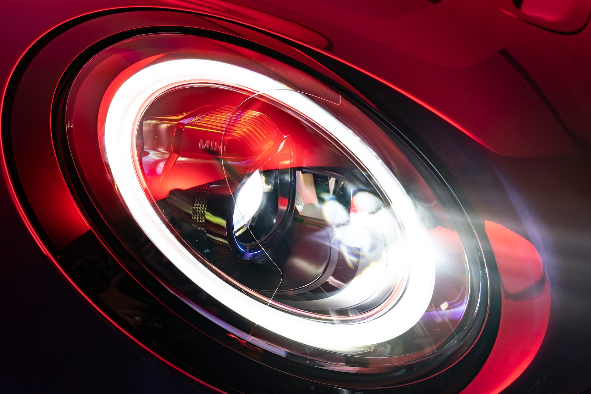 Nowe MINI – jeszcze bardziej ekscytujące