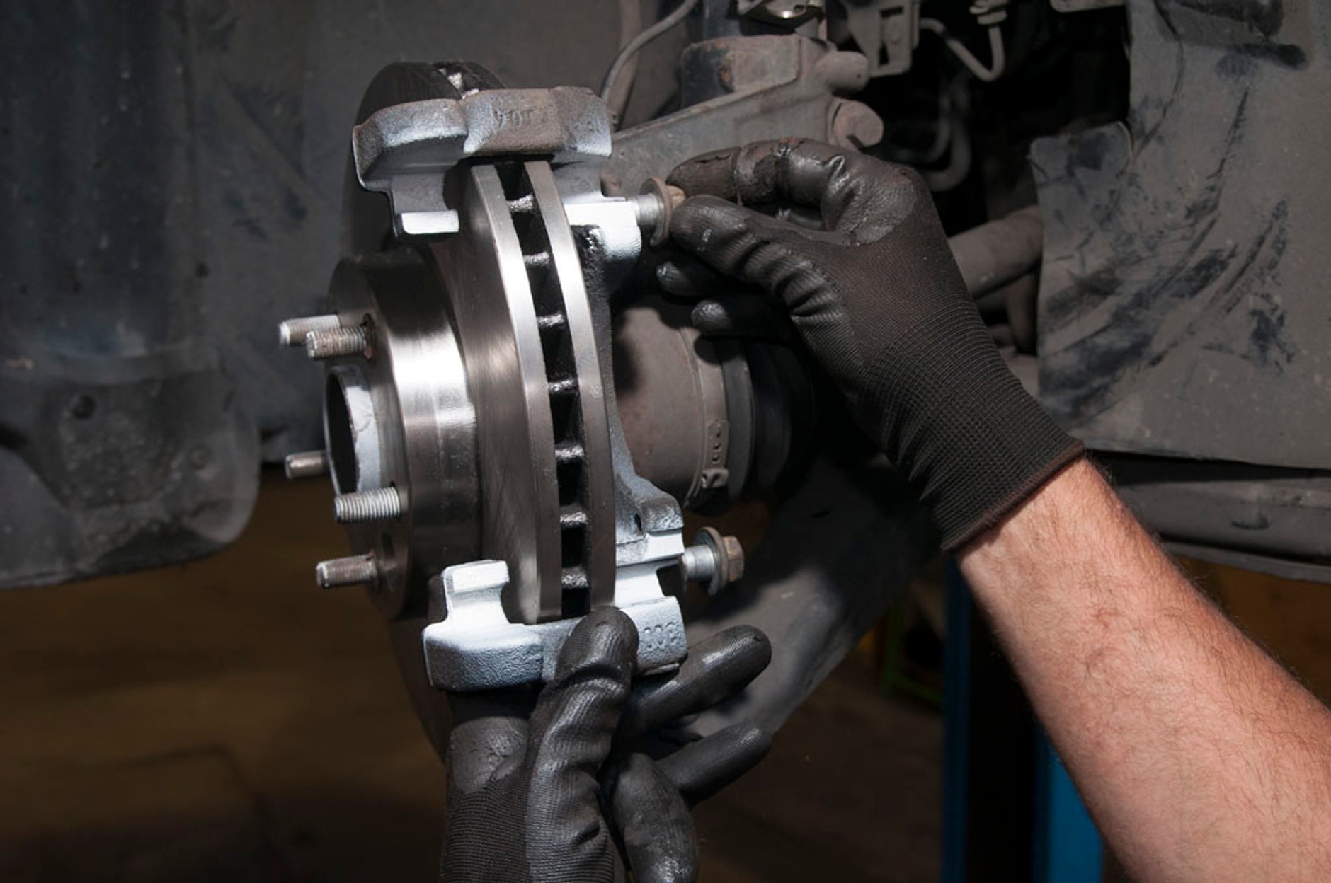 Samodzielna wymiana klocków i tarcz hamulcowych