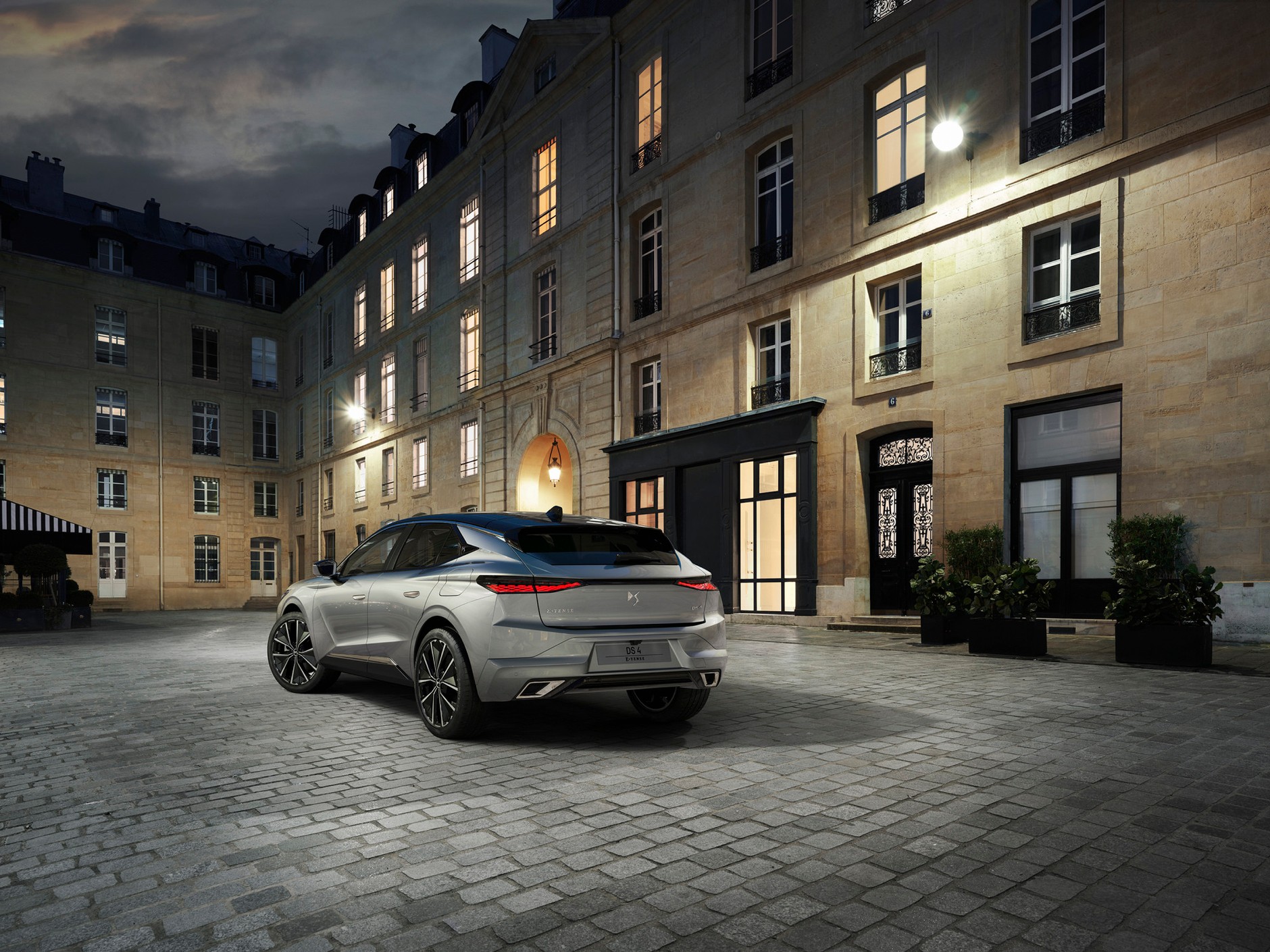 DS4 i DS4 Cross – awangardowe rodzeństwo