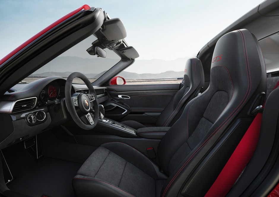 Porsche 911 GTS