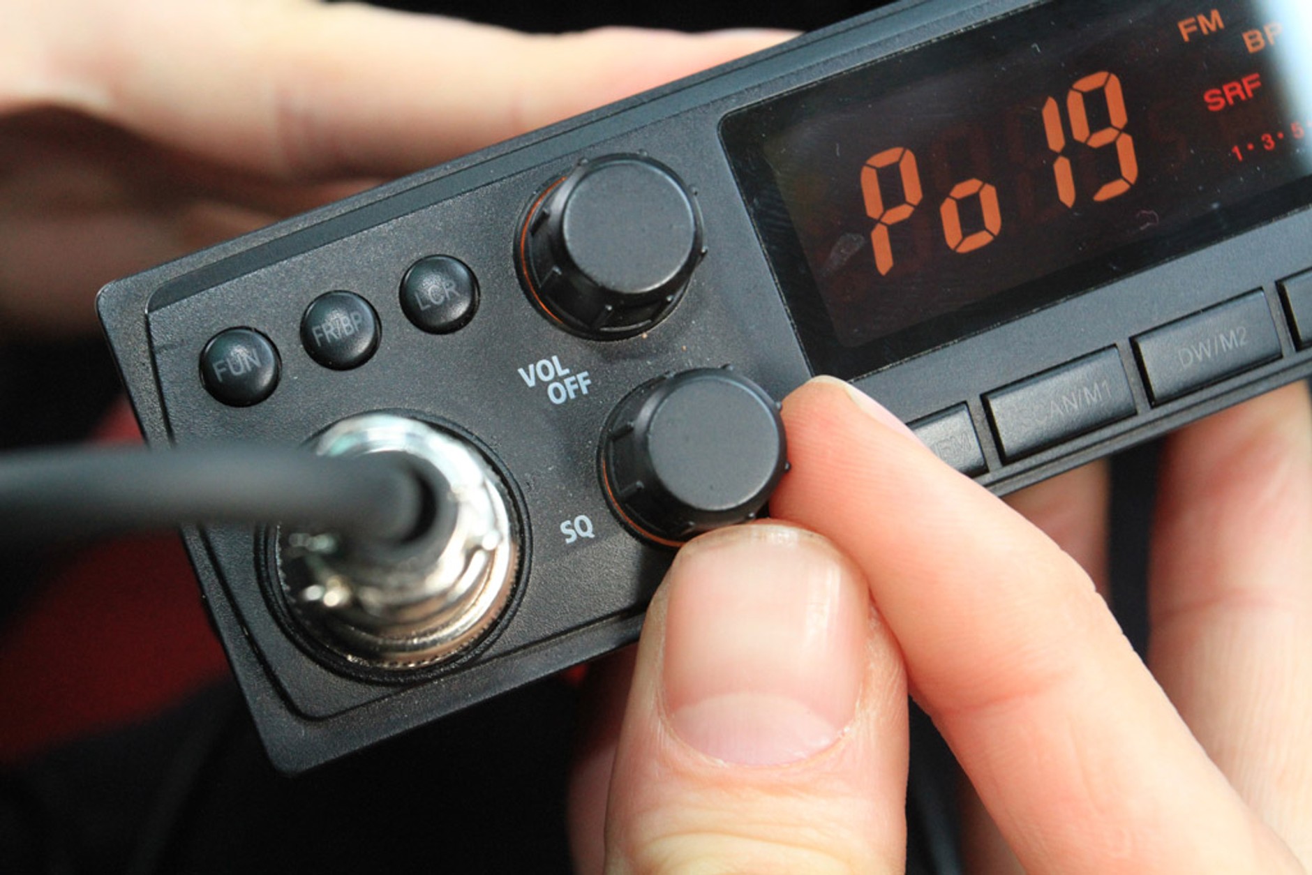 Jak pozbyć się zakłóceń w CB radiu?