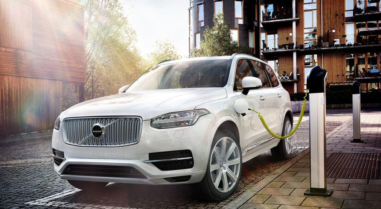 Volvo XC90 T8 - szybkie, mocne i oszczędne