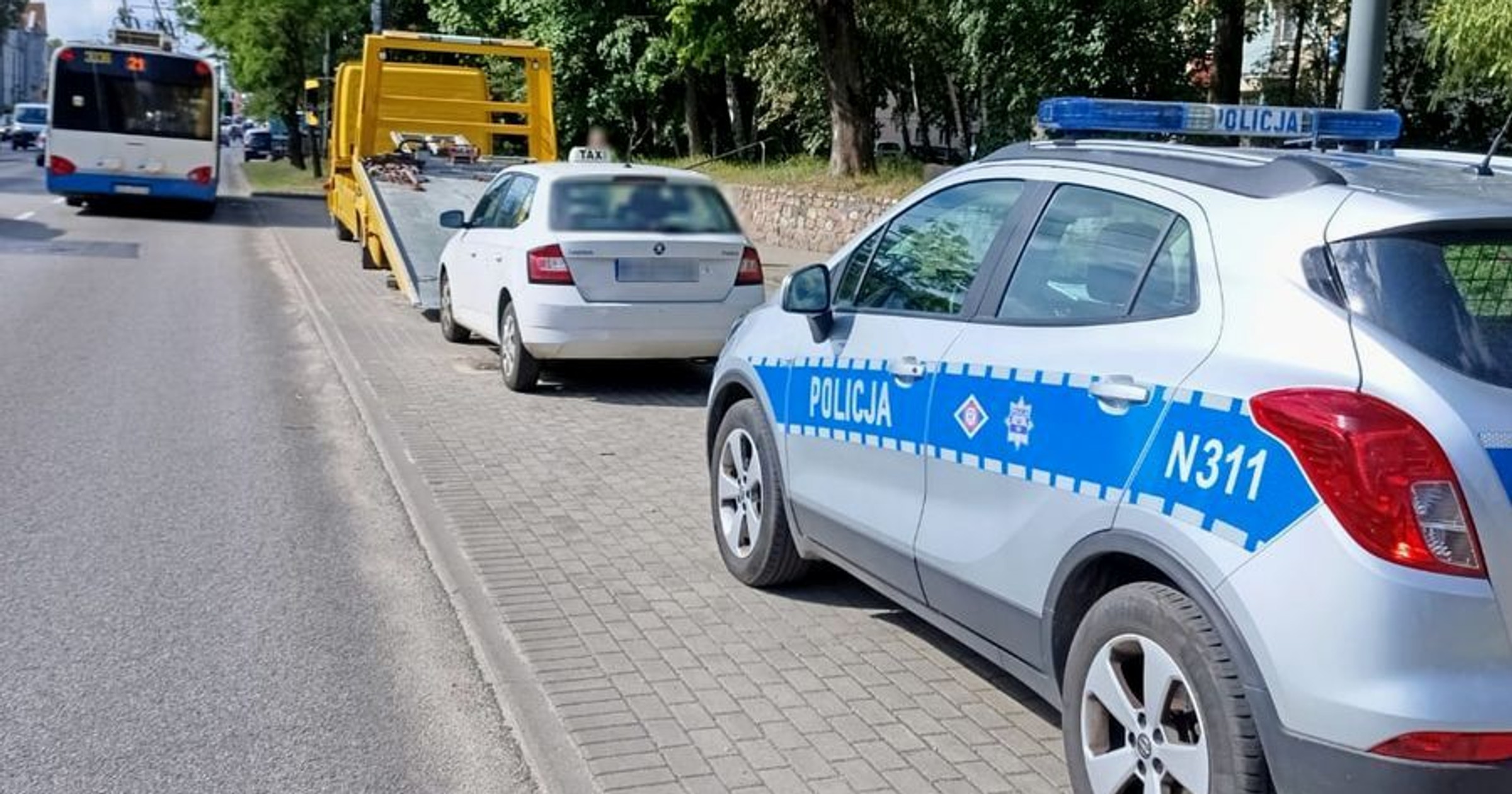 Obraz pochodzący z serwisu https://sopot.policja.gov.pl/m12/informacje/wiadomosci/133922,Obywatel-Gruzji-zlamal-sadowy-zakaz-kierowania-pojazdami-i-nie-mial-dokumentu-po.html