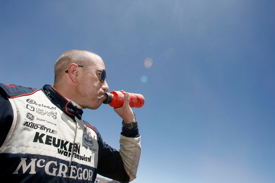 Rajd Dakar 2011: dobra postawa Polaków, Hołowczyc z otwartymi drzwiami (5.etap, wyniki, fot. Willy Weyens)
