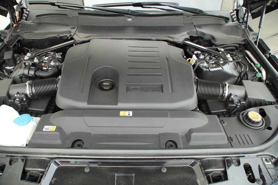 Range Rover Sport 3.0P I6 HST