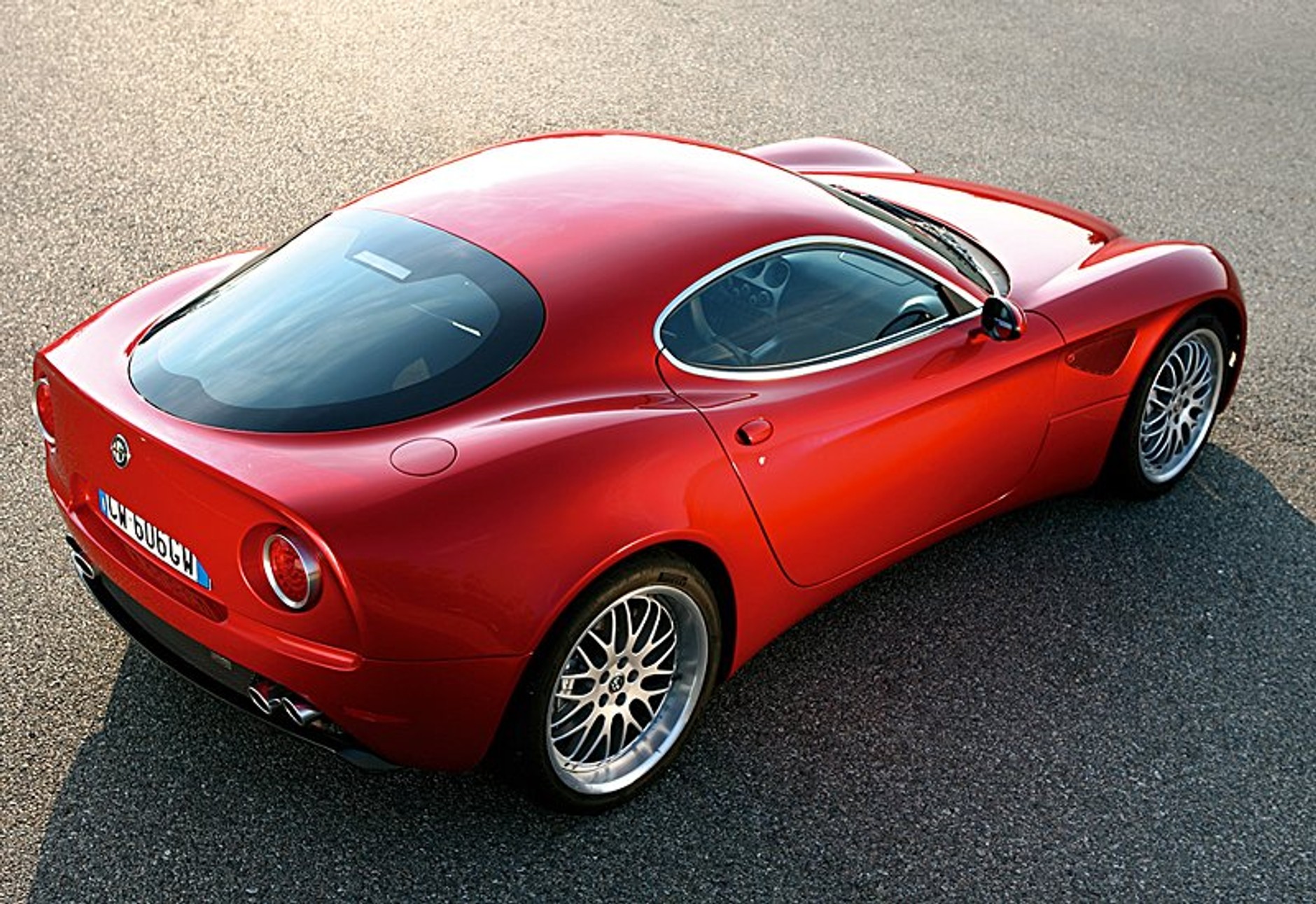 Paryż: Alfa Romeo 8c Competizione oficjalnie!