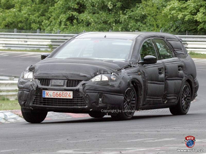 Zdjęcia szpiegowskie: nowy Ford Mondeo
