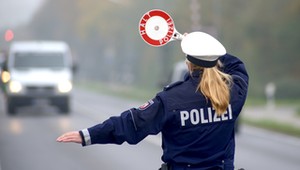 Niemiecki policjant zatrzyma Cię do kontroli