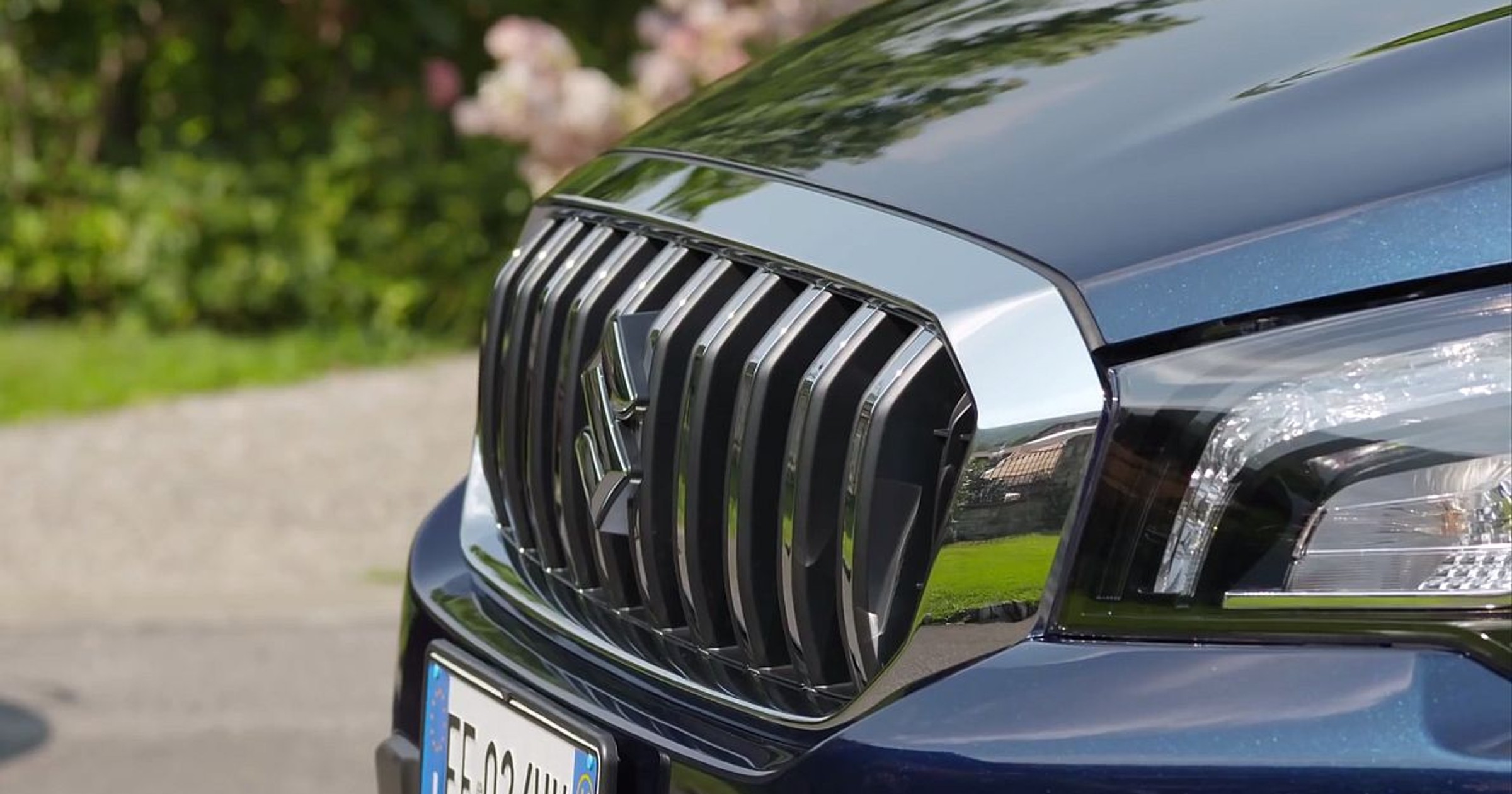 Suzuki SX-4 S-Cross face lifting