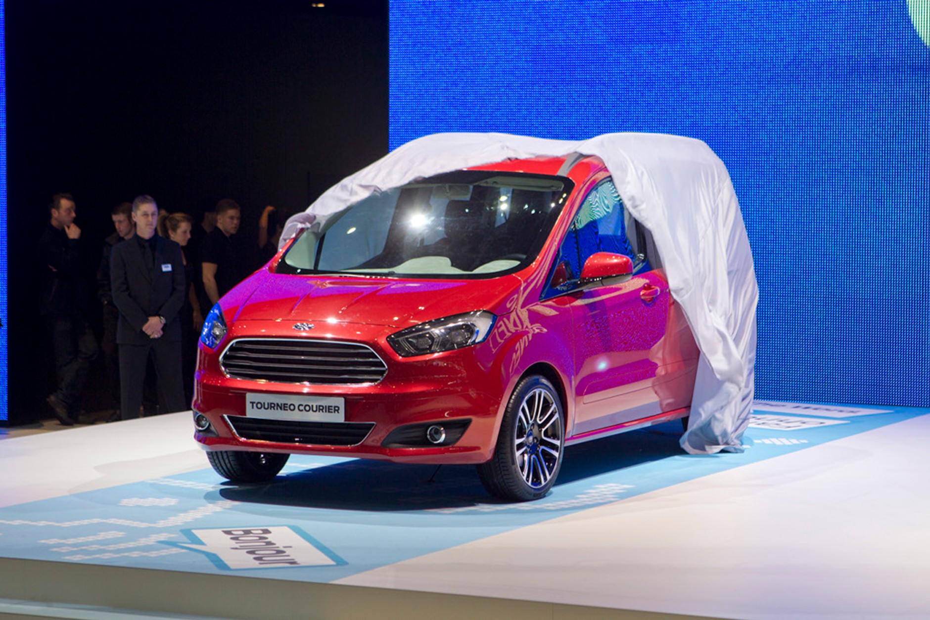 Nowa gama Forda Tourneo