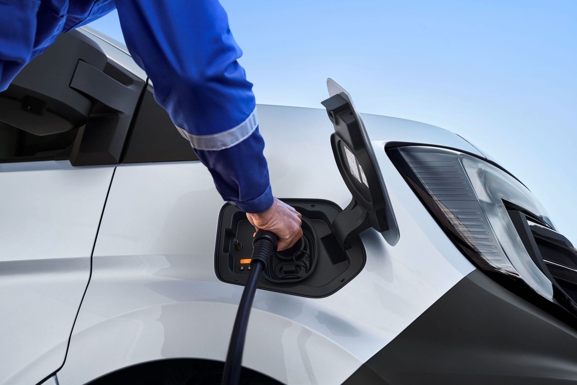 Nissan Interstar III