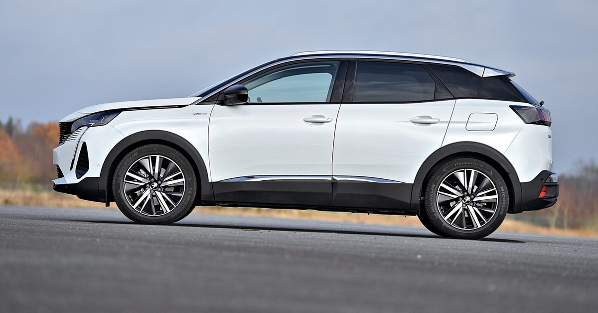 Peugeot 3008, Volvo XC40, VW Tiguan - SUV-y z elektrycznym dopalaczem