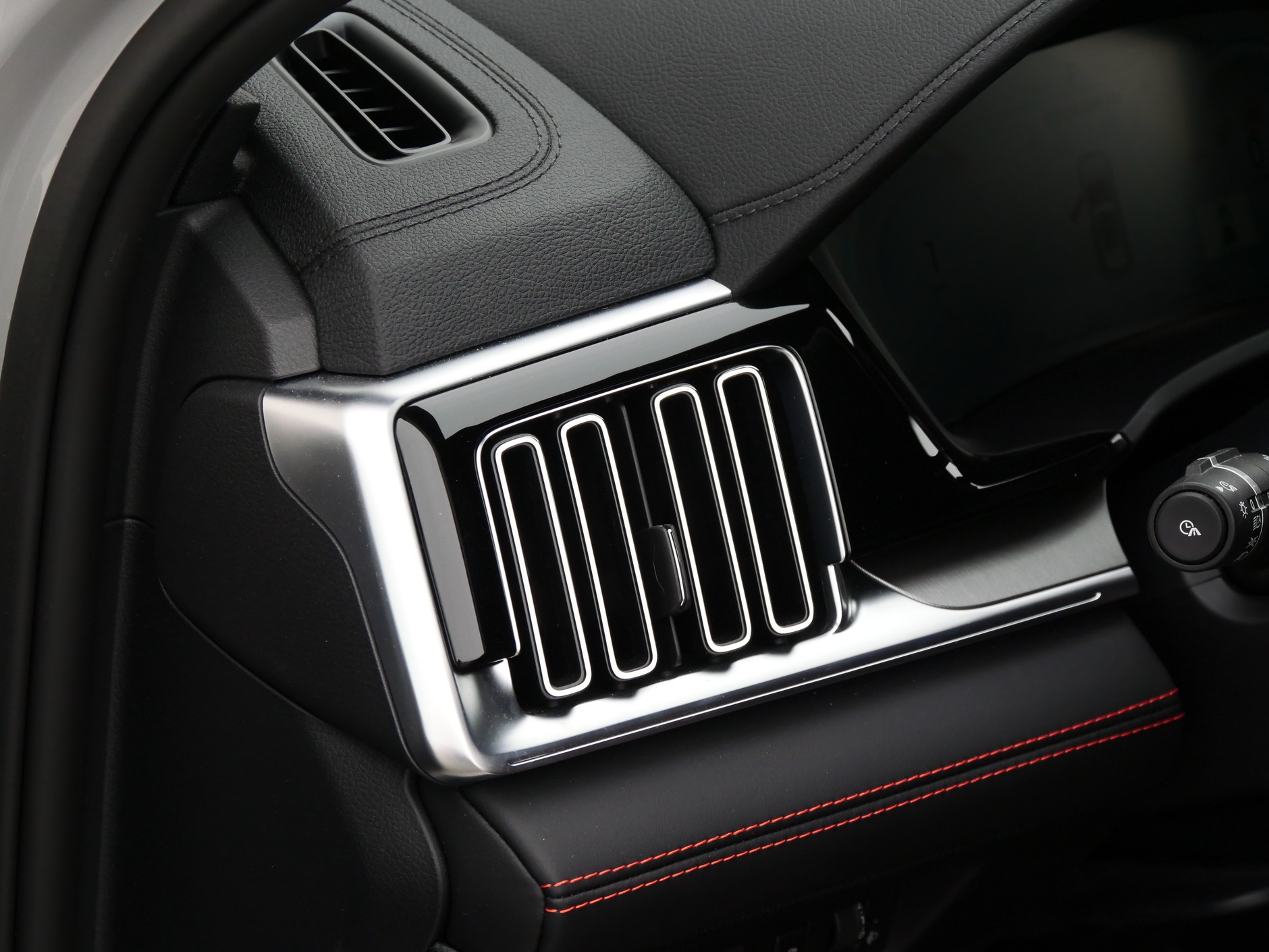 BYD Seal U DM-i (218 KM)