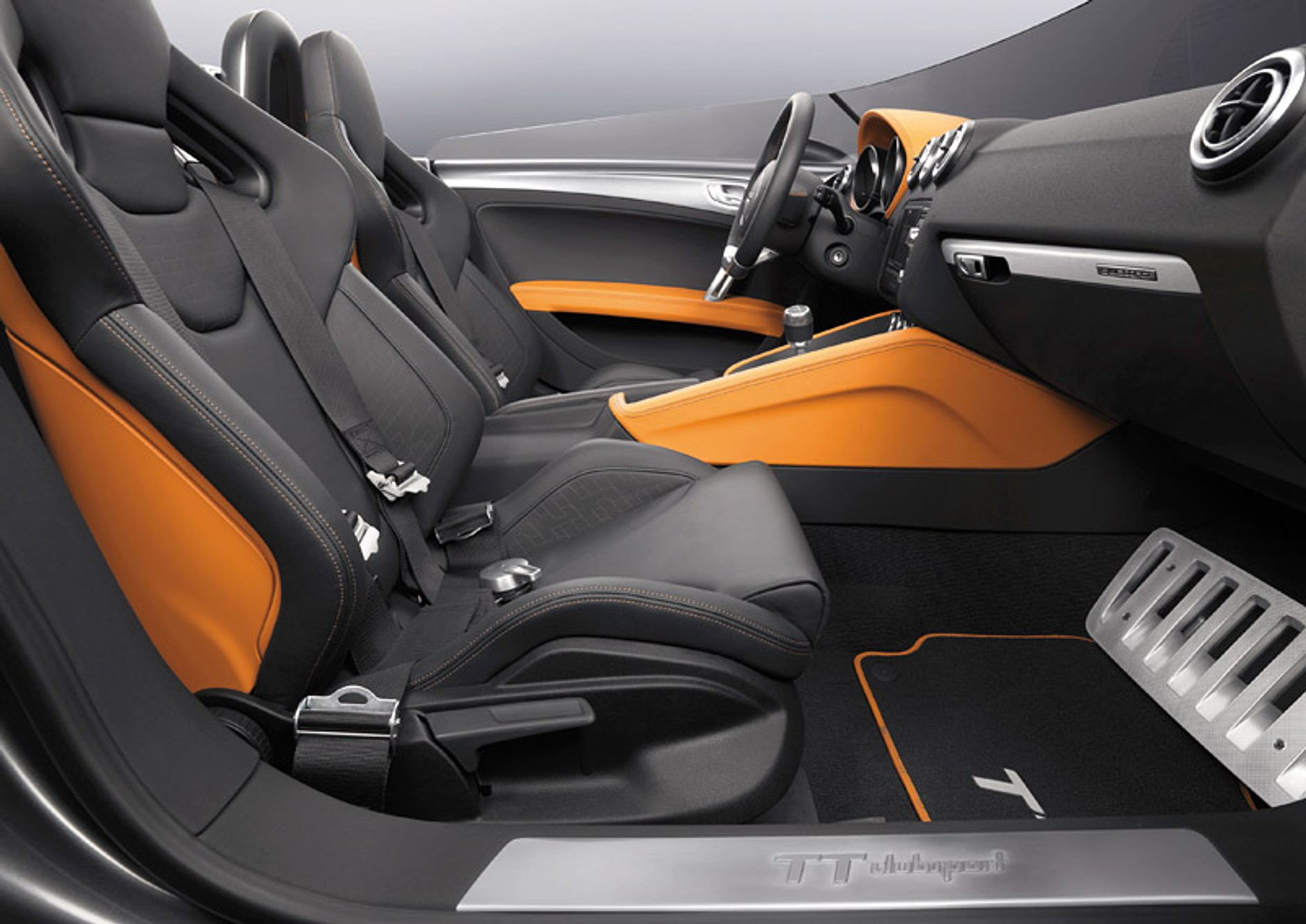 Audi TT Clubsport quattro: lifting dachowy