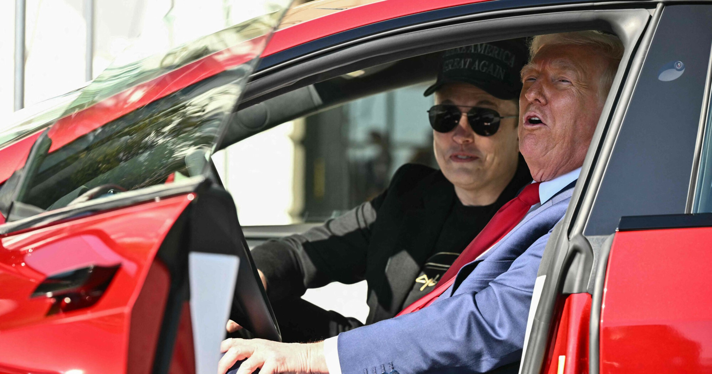 Donald Trump i Elon Musk w Tesli. Ta miłość szybko przeminęła
