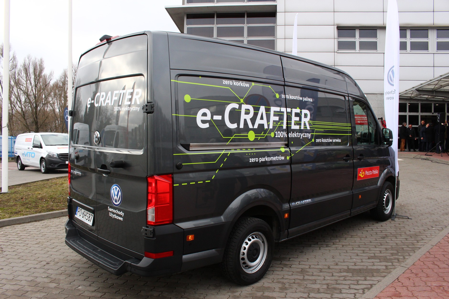 Poczta Polska testuje elektryczne dostawczaki