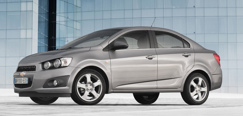 Aveo: podwójne uderzenie Chevroleta