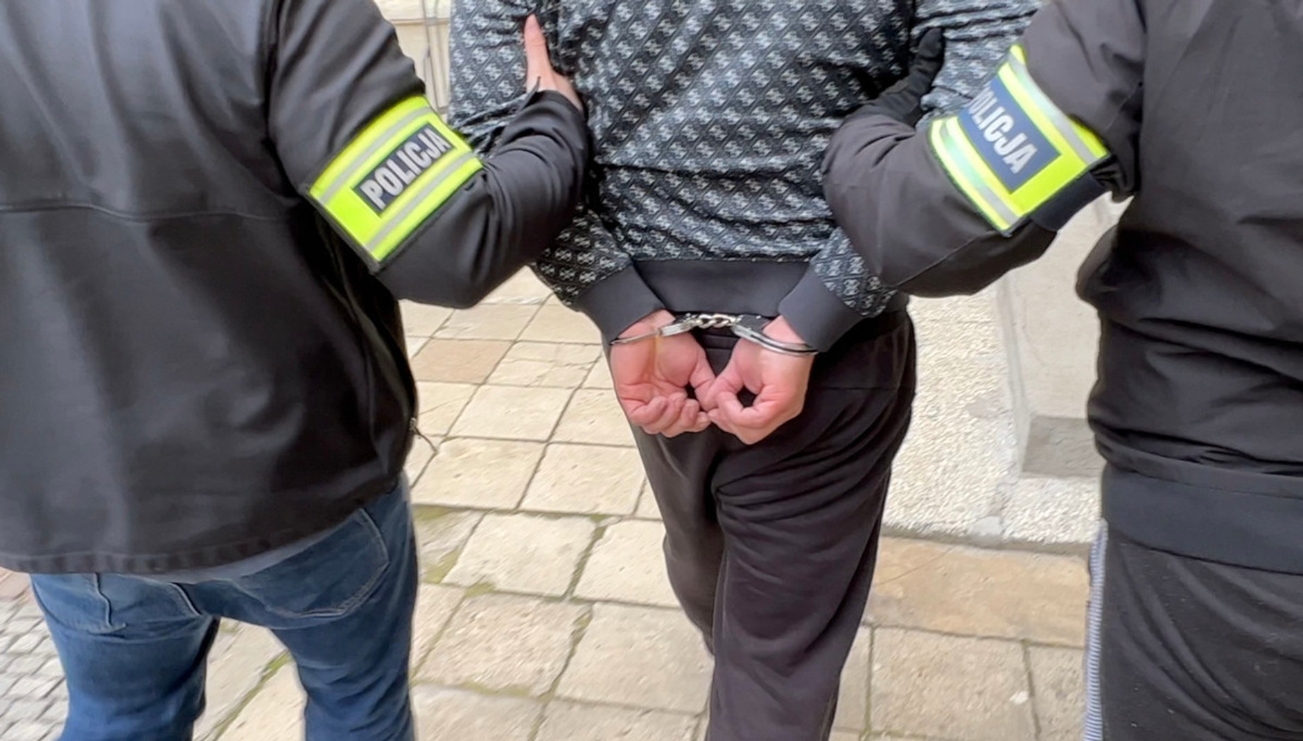 Policyjna grupa Orzeł rozbiła szajkę złodziei samochodowych