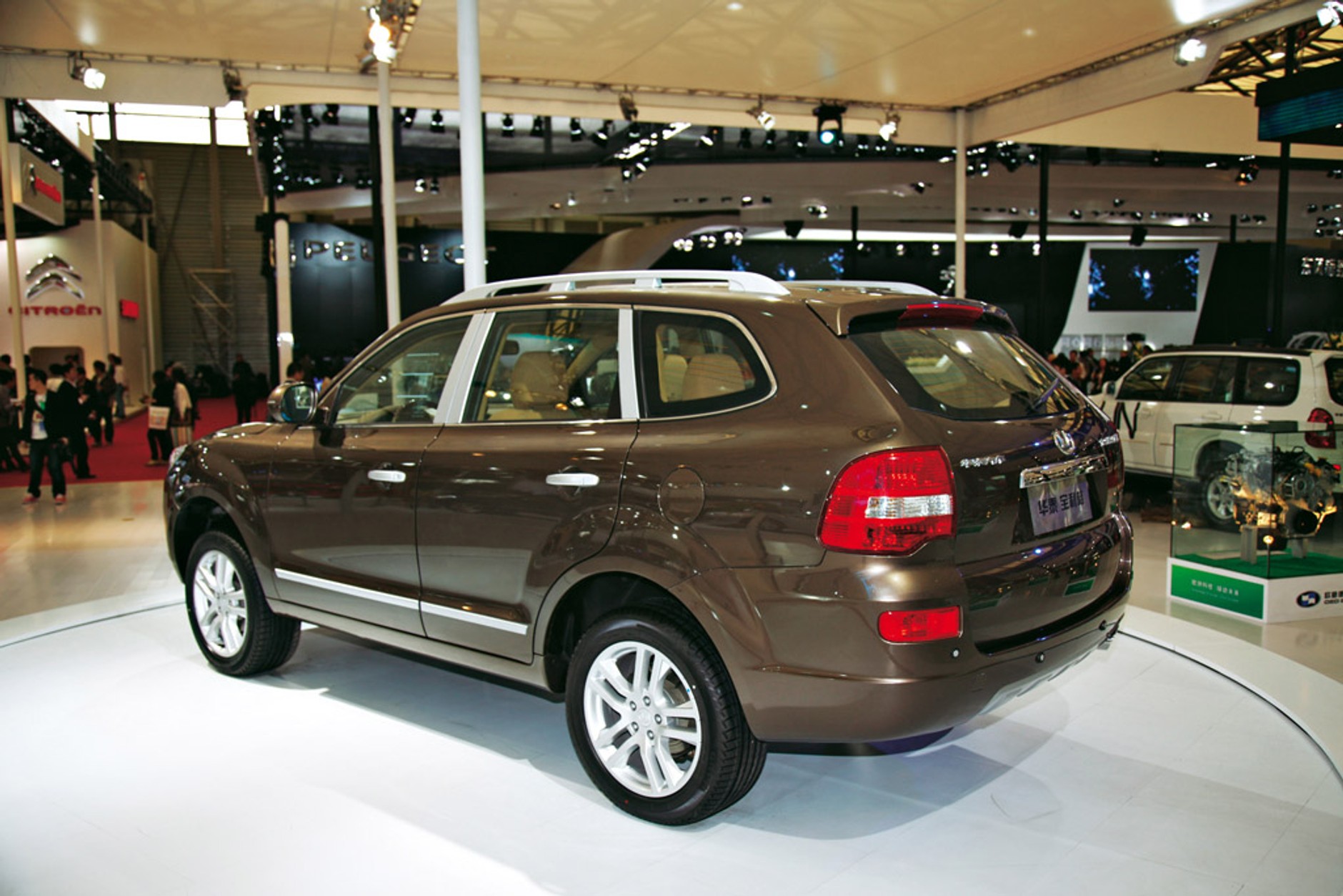 Auto Shanghai 2011: salon z podróbkami