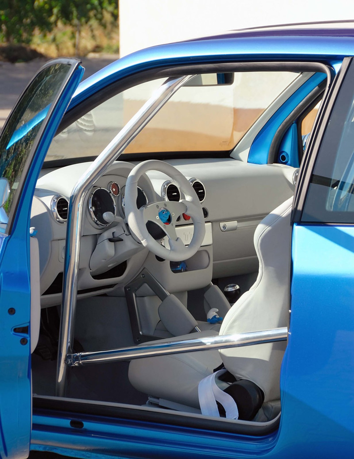 Garaż tunera: VW Lupo – wózek Papy Smerfa