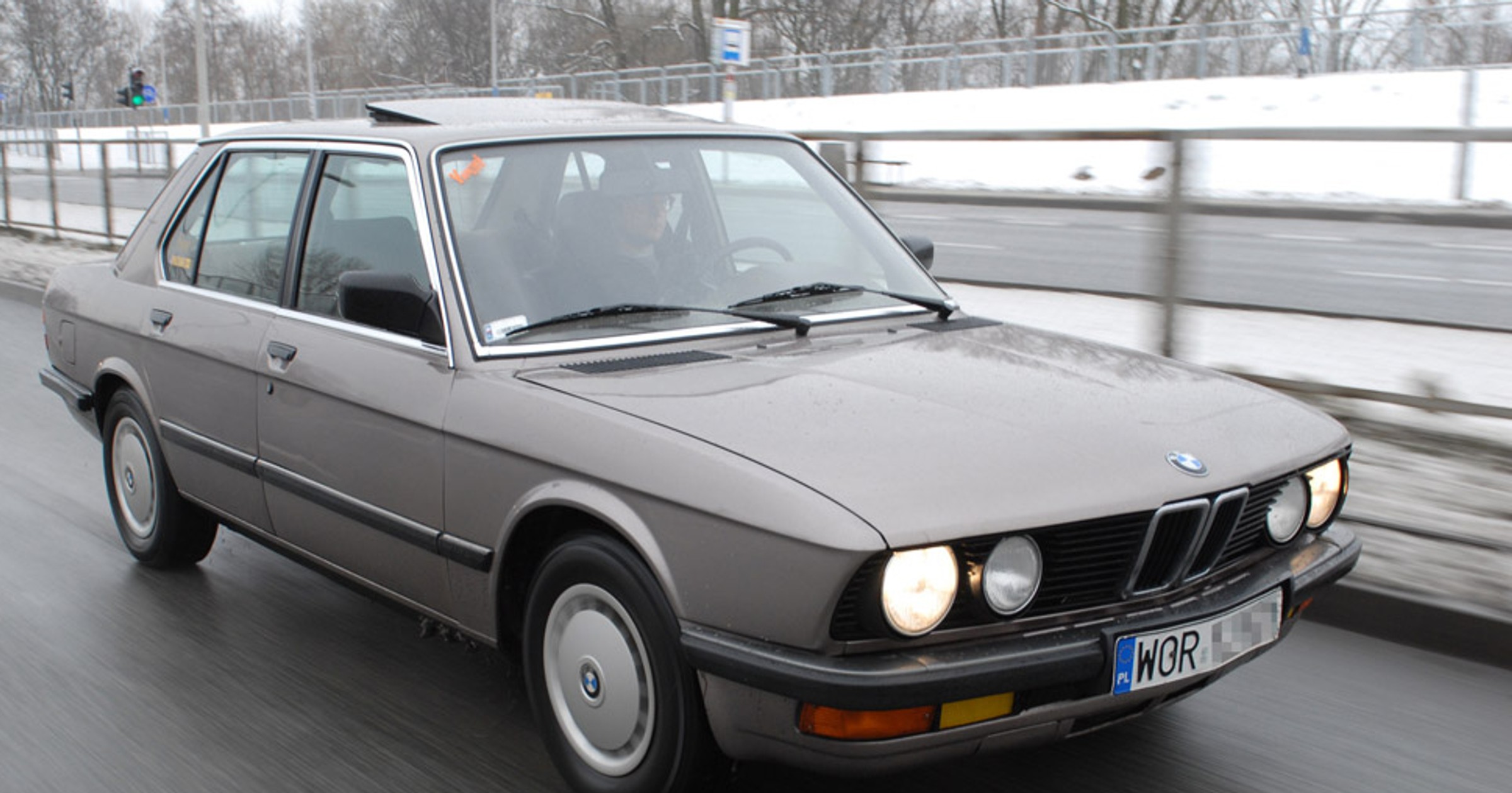 BMW 5 E28 - Auto dla cierpliwych 