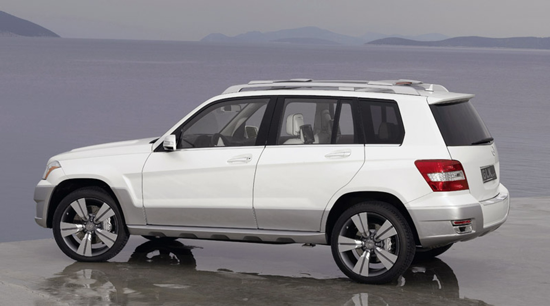 Mercedes-Benz Vision GLK FREESIDE: pierwsze zdjęcia i oficjalne informacje