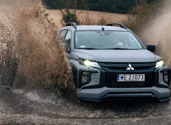 Mitsubishi L200 po fabrycznym tuningu to najszybszy pickup w klasie