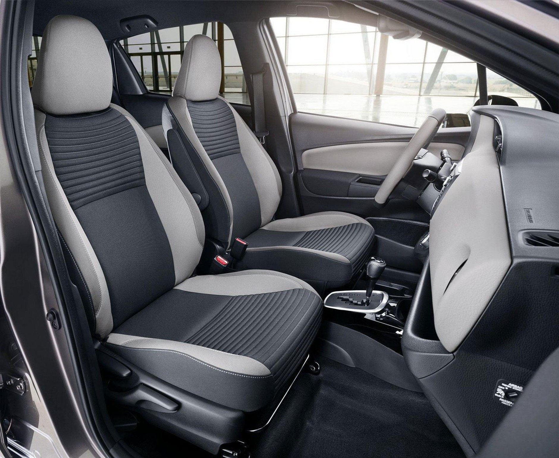 Frankfurt 2015: jak zmieniła się Toyota Yaris?