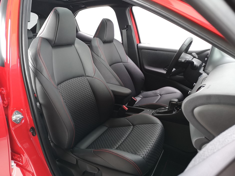 Toyota Yaris IV