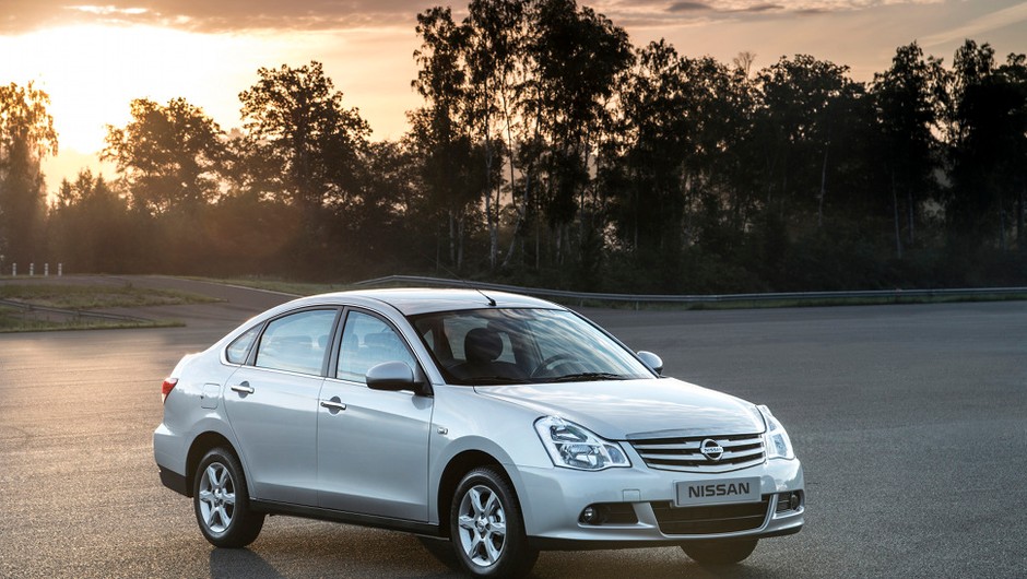 Moskwa 2012: nowy Nissan Almera