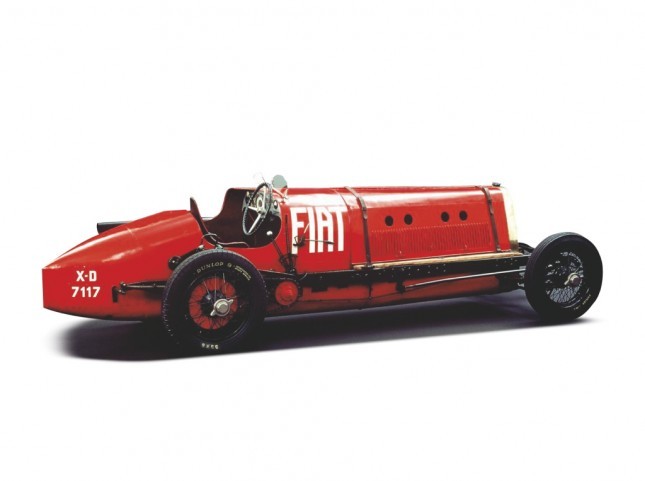 Fiat na zakręcie historii - koncern opuszcza ojczyznę